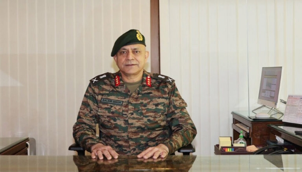 Lt Gen Balbir Singh Takes Over As GOC 15 Corps