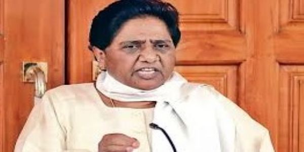 Mayawati calls outsourcing threat to employment