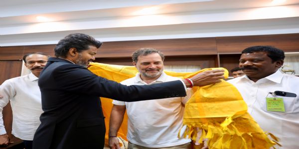 Vijay Sworn In as Tamil Nadu Chief Minister, Rahul Gandhi Hails “New Generation, New Voice”