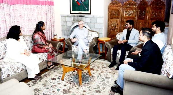 IAS Probationers Of AGMUT Cadre Call On CM Omar Abdullah