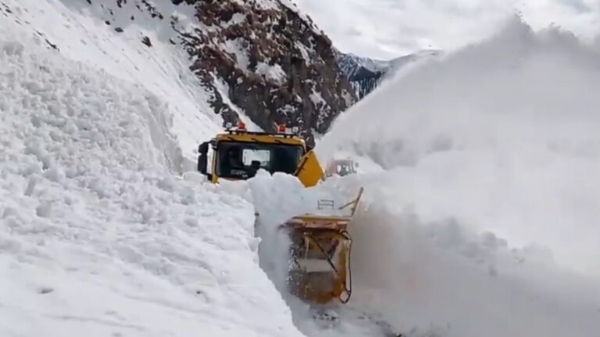 PROJECT HIMANK RE-OPENS NATIONAL HIGHWAY-03: SNOW CLEARANCE OPS