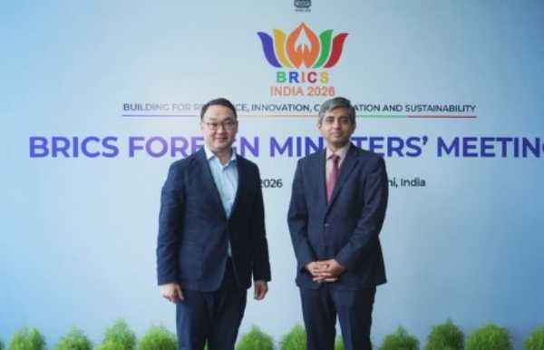 The First Deputy Foreign Minister of Kazakhstan, Yerzhan Ashykbayev, met with Indian officials in Delhi.