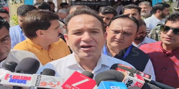 “Omar Abdullah Govt’s Headquarters Lie Somewhere Between Marathon Tracks And Gulmarg’s Ski Slopes”: LoP Sunil Sharma