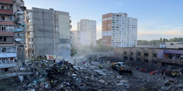 Russia Launches Drone and Missile Attacks on Ukraine, Killing 14