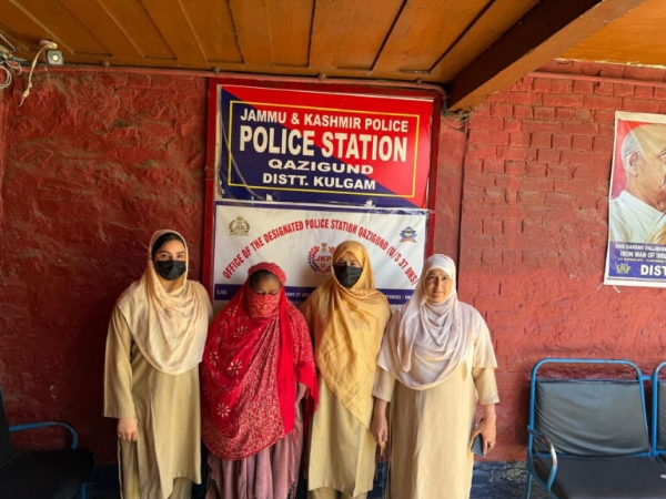 Lady Drug Peddler Among Two Held For Narco-Trafficking In J&K’s Kulgam