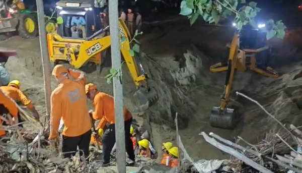 बचाव अभियान जारी