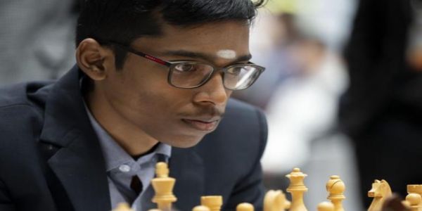 Super Chess Classic Romania: Praggnanandhaa Holds Firouzja to a Draw in First Round