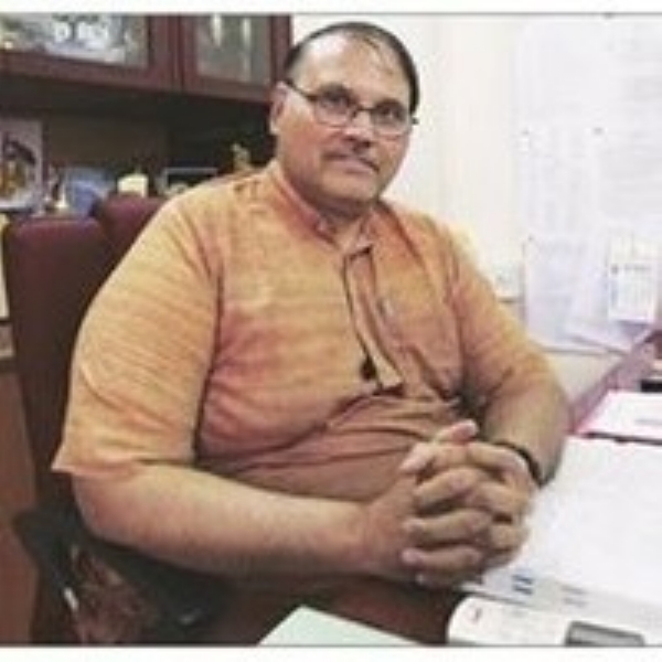 Dr Anand Nadkarni