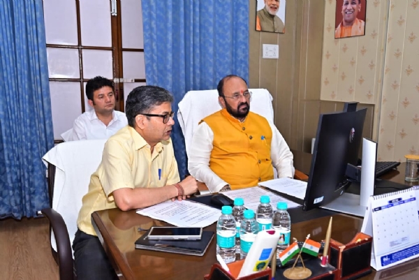 Minister Yogendra Upadhyay held an important review meeting with the departmental officials through video conferencing
