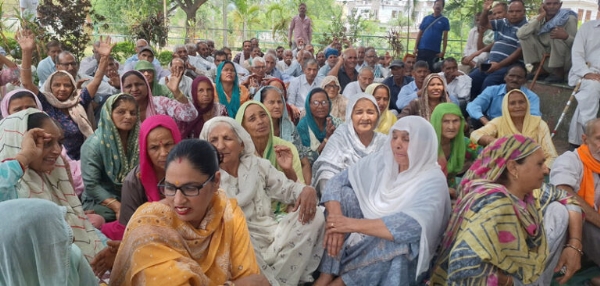 West Pak refugees demand ownership rights on land West Pak refugees demand ownership rights on land