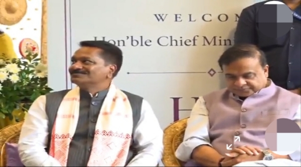असम में भारत की पहली एआई संचालित डिजिटल बैंक शाखा के उद्घाटन के मौके पर मुख्यमंत्री डॉ हिमंत बिस्व सरमा।
