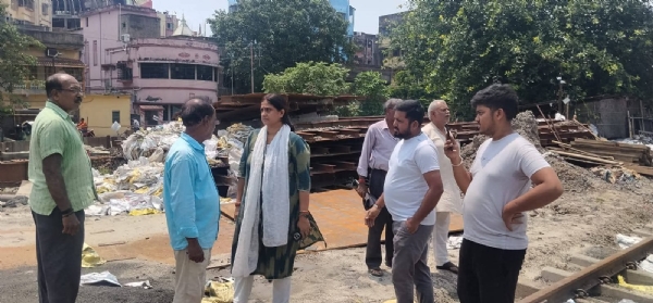 BJP councillor inspects progress of Rishra underpass project