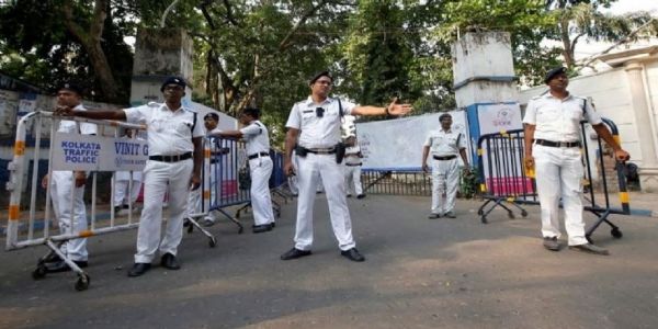 Kolkata Police withdraw local security guards from 10 VIP residences