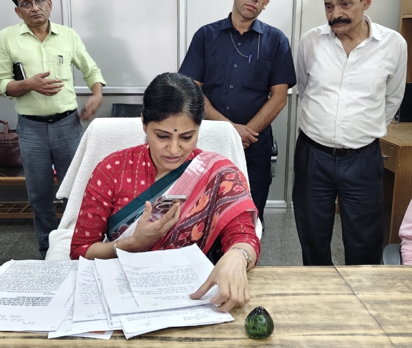 Anupriya Patel holds public dialogue (Jansamwad) Anupriya Patel holds public dialogue (Jansamwad)