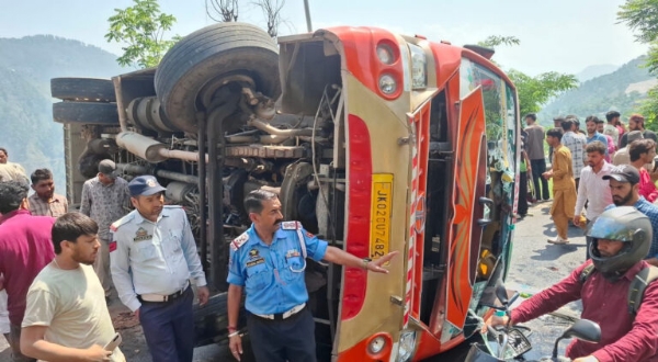 Bus Overturns In J&K’s Ramban; Conductor Killed, 19 Injured
