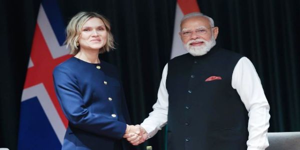 Prime Minister Modi Meets Iceland Prime Minister at India-Nordic Summit