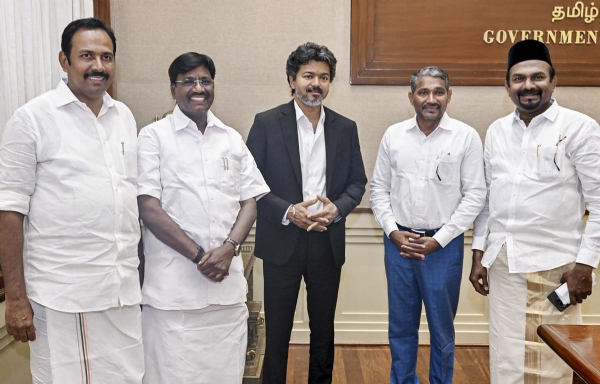 Tamil Nadu Chief Minister S Joseph Vijay with newly-sworn Congress MLAs S Rajesh Kumar and P Viswanathan, Viduthalai Chiruthaigal Katchi (VCK) MLA Vanni Arasu and Indian Union Muslim League (IUML) MLA AM Shahjahan during a meeting, at the Chief Secretariat, in Chennai.