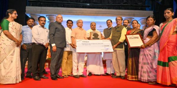 The Rationale Behind Wearing Khadi: Basavaprabhu Hoskeri