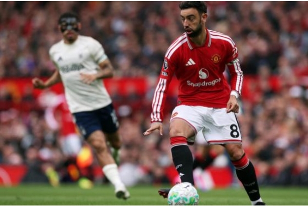 Bruno Fernandes Named Premier League Player of the Season 2025–26, Wins Award for First Time