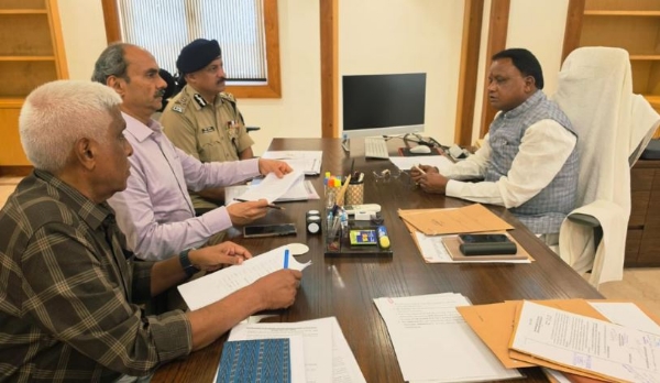 Odisha CM Reviews Law and Order