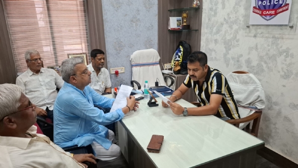 Kalyan Banerjee at Serampore PS
