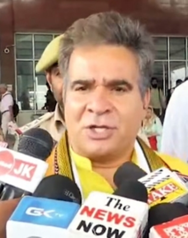 Raina alleges widespread corruption in transfers