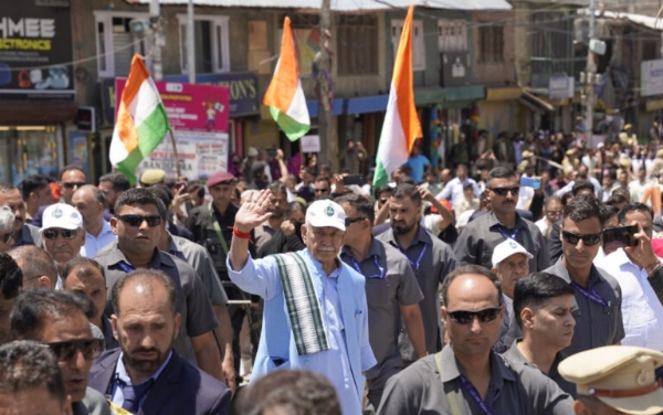 Won’t Rest Till Drugs Eradicated From J&K, People’s Support Crucial: LG Sinha