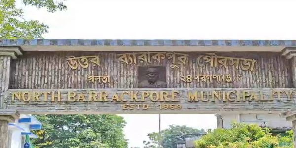 TMC faces fresh civic crisis as 15 North Barrackpore councillors resign