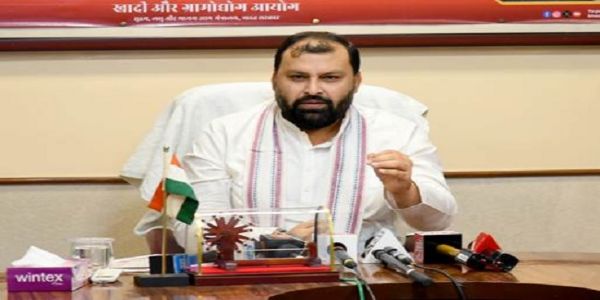 KVIC to Soon Launch New E-Commerce Portal for ‘Khadi India’ Products