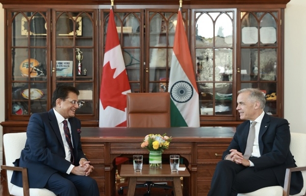 Piyush Goyal meeting Canadian Prime Minister Mark Carney.