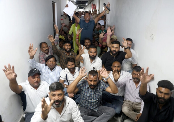 Regularisation among other demands raised by Municipal Workers
