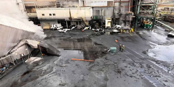 Several Killed After Chemical Tank Explosion at US Paper Mill