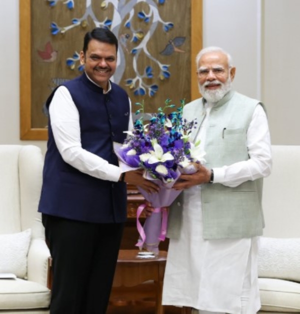 PM Narendra Modi and Maharashtra CM Devendra Fadnavis PM Narendra Modi and Maharashtra CM Devendra Fadnavis