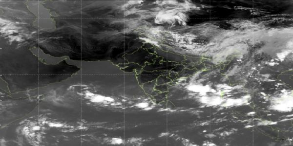 Heatwave to Ease as Rain, Gusty Winds Forecast Across Northern States