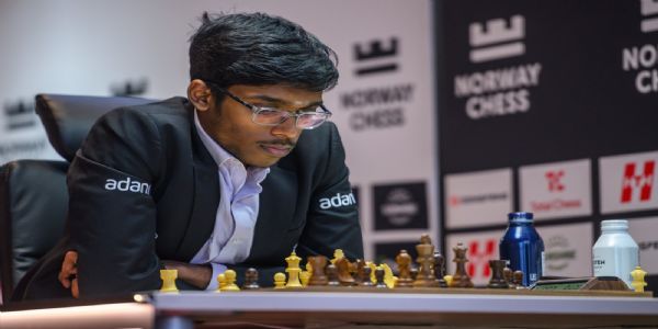 Norway Chess 2026: Major Upset in Round Three as Praggnanandhaa Defeats Magnus Carlsen