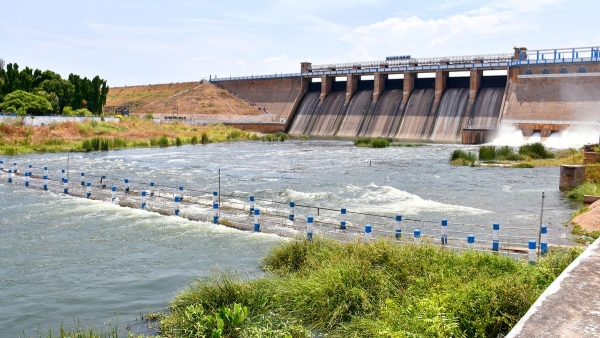 Vaigai dam water Vaigai dam water