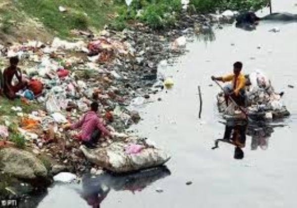 Deteriorating state of Yamuna river rapidly developing as crucial political issue