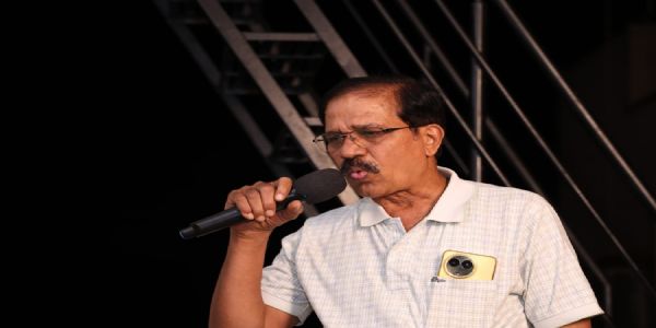 Ravindra Hadagali: Eldest Brother Leads the Family towards Progress and Prosperity