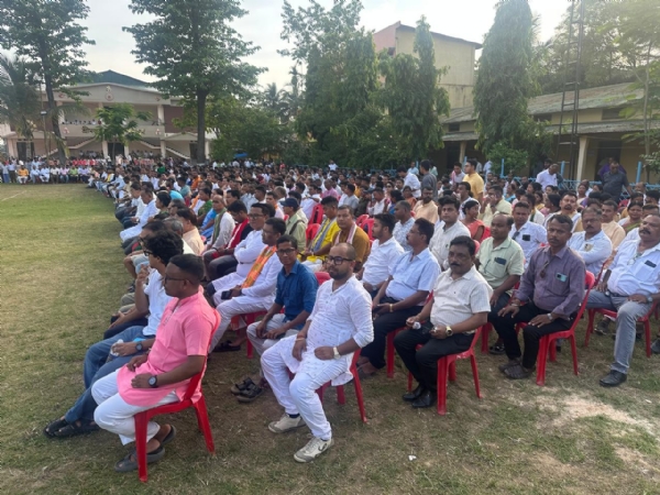 होजाई में संपन्न राष्ट्रीय स्वयंसेवक संघ के 20 दिवसीय कार्यकर्ता विकास वर्ग की तस्वीर।