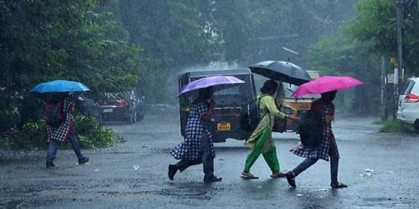 Heavy rain in Kerala : Yellow alert issued in six dts