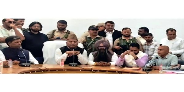 Khatana concludes two-day Mendhar visit, stresses timely resolution of public grievances