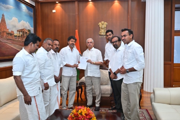 VIjay with Governor