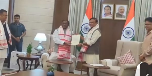 Assam Chief Minister Submits Resignation to Governor After Poll Results