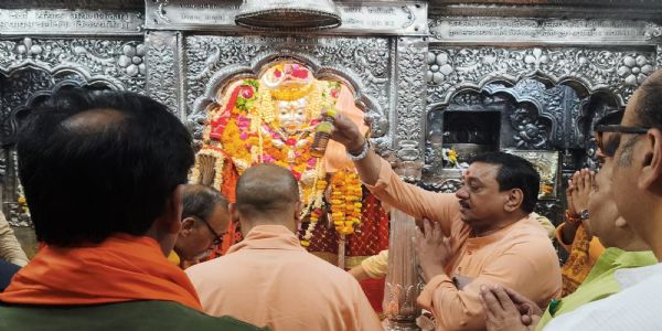 UP CM pays obeisance at Kashi’s Kalbhairav temple