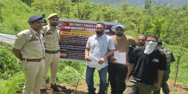 Kulgam Police Retrieves State Land Worth ₹1 Crore From Drug Peddler In Devsar