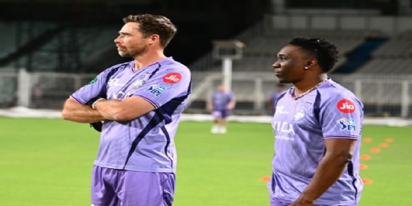 KKR Mentor Dwayne Bravo Praises Varun Chakaravarthy, Expresses Concern Over Batting