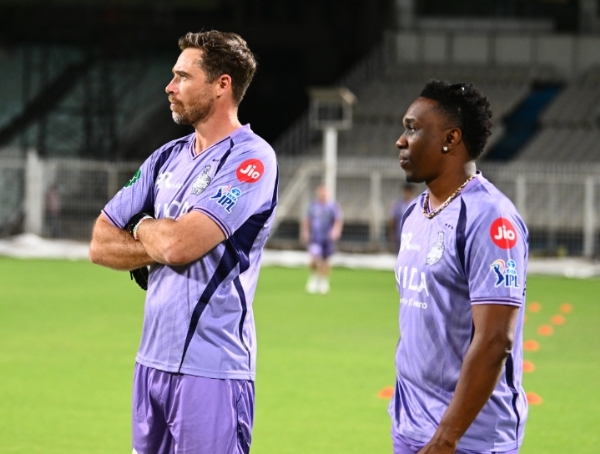 Dwayne Bravo and Tim Bravo