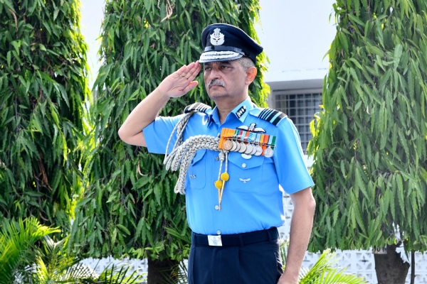Air Mshl Tarun Chaudhry succeeds Air Mshl Balakrishnan Manikantan Air Mshl Tarun Chaudhry succeeds Air Mshl Balakrishnan Manikantan