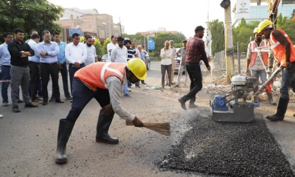 JMC Launches AI-Driven Pothole Detection System And Cold Emulsion Patching Machine For Pre-Monsoon Road Repairs JMC Launches AI-Driven Pothole Detection System And Cold Emulsion Patching Machine For Pre-Monsoon Road Repairs