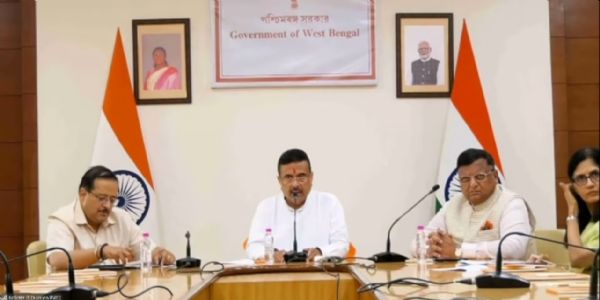 No One Has the Right to Encroach on Footpaths, Says Chief Minister Suvendu Adhikari; Assures Rehabilitation Measures for Hawkers
